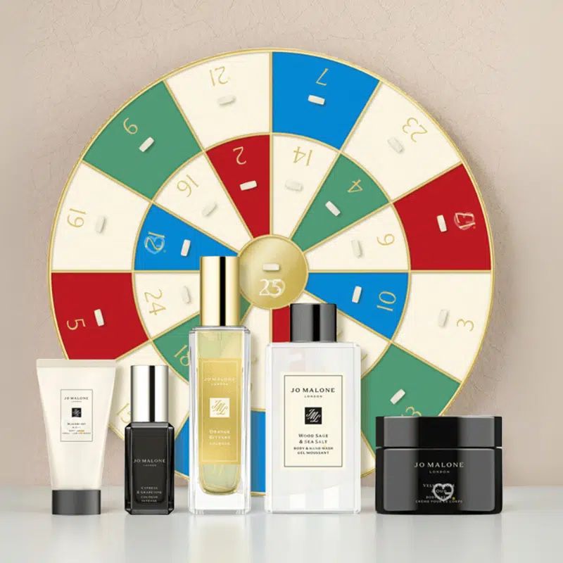 Calendrier de l’Avent Essence Blanche – 24 Jours de Parfum